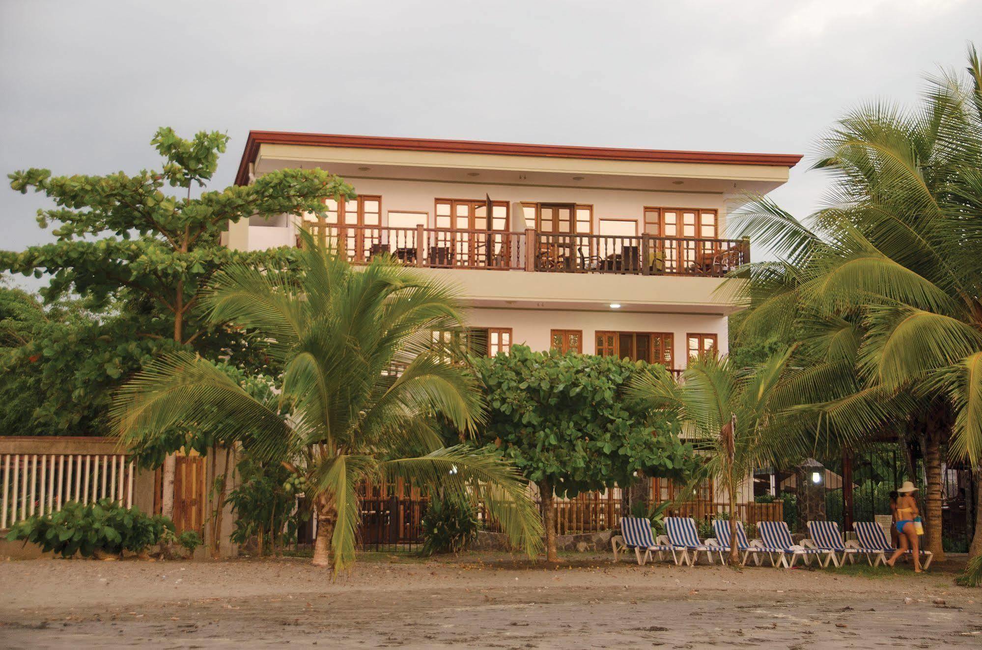 Hotel South Beach - Beachfront Jacó Екстериор снимка